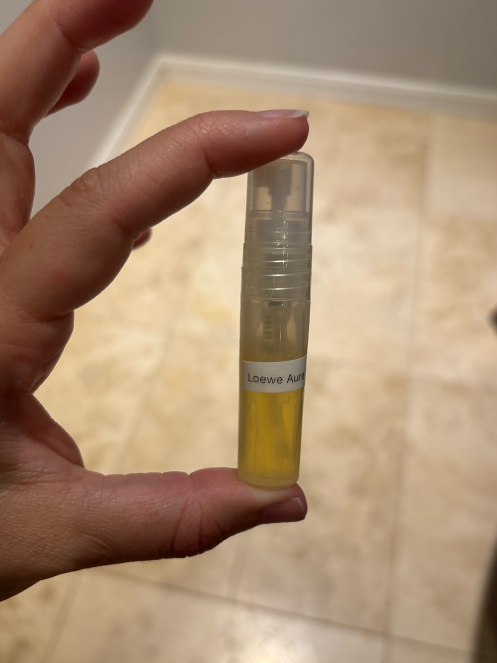 Loewe Aura White Magnolia 5ml - Sample